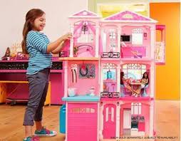 Il sogno di ogni bambina diventa realtà! Casa Dei Sogni Di Barbie Toylandia Shop Online Giochi Giocattoli