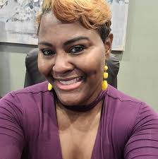 Lashell Green's Instagram, Twitter & Facebook