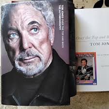 TOM JONES PHOTOS