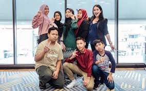 A group of teenage ruffians have been using any means to survive on their own in the streets of chow kit. Connect To Change Mentoring At Risk Youth In Malaysia Generation T