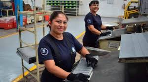 Con la edición digital de diario de yucatán manténgase bien informado donde quiera que se encuentre. Yucatan Recupera El 70 De Empleos Perdidos Por Pandemia Yucatan A La Mano