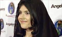 Aisha Bibi vuelve a sonreir con su nuevo rostro