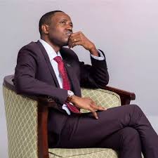 Soma Mpaka Mwisho ] Kuna watu ambao Mungu anakukutanisha nao leo ili  baadaye wafanyike msaada mkubwa kwenye maisha yako. Watu wa namna hii mara  nyingi, hawatakuwa na msaada mkubwa kwa sasa... ...