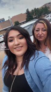 The one where Katy and Lynn go to the F•R•I•E•N•D•S experience ❤️💙💛🖤