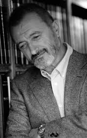 COLABORACIÓN ESPECIAL: Arturo Pérez-Reverte ENTREVISTA:
