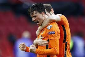 Jun 22, 2021 · psv eindhoven and wolfsburg are interested in the netherlands international, who was previously with premier league club watford. Netherlands 2 0 Latvia Berghuis And De Jong Get Oranje Off The Mark Mykhel