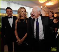 Love is in the air on the set of madame secretary! Tea Leoni Tim Daly Make First Couple Appearance At Whcd 2015 Photo 3355747 2015 White House Correspondents Dinner Madeleine Albright Tea Leoni Tim Daly Pictures Just Jared