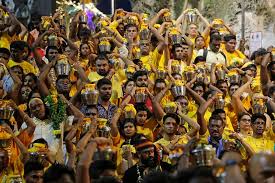 Thaipusam, das fest der schmerzen, ist einer der wichtigsten tamilischen feiertage, an dem die millionen hindus in südindien und sri lanka den gott murugan . Hindus Celebrate Thaipusam Festival Across Asia
