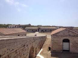 See 848 reviews, articles, and 1,383 photos of fortaleza de isabel ii, ranked no.3 on tripadvisor among 23 attractions in mahon. Gefangnis Bild Von Fortaleza De Isabel Ii Menorca Tripadvisor