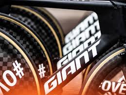 Beardmcbeardy Is Back At The Giroditalia For 2019 Follow Him As He Makes His Way Around Italia Bringing You The Bes Giant Bicycles Giant Bikes Giant Bicycle