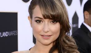U.S. actress Milana Vayntrub, an ex-refugee, sets out to help ...