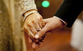 Apapun caranya tentu kamu perlu membutuhkan kata romantis untuk menyatakan keinginanmu untuk melamarnya. Bagaimana Hukum Melamar Kekasih Orang Lain Okezone Muslim