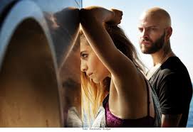 Dall'attrice e doppiatrice ha avuto le due figlie. Un Film Di Stefano Sollima Con Pierfrancesco Favino Elio Germano Claudio Amendola Alessandro Borghi Greta Scarano S Crime Thriller Thriller Film Thriller