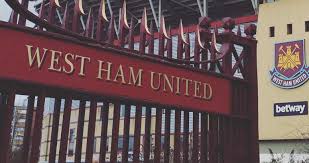 Glenn roeder, the former gillingham, watford, west ham united, newcastle united and norwich city manager, has died at the age of 65 following a long battle with a brain tumour. West Ham Vs Arsenal Line Up Epl Prediction And Result
