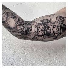 The western world the phrase symbolizes those who must deal with impropriety by turning the blind eye. Hear No Evil See No Evil Speak No Evil Monkeys Tattoo Tattoos See No Evil Something To Remember