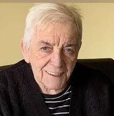 TAYLOR (nee Neeson) Patricia (Pat)