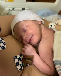 One month of loving Souline🤍☁️ I'm so lucky to be her mommy. Souline is  such a sweet girl. She has a sense of humor and let's out the  loudest/cutest giggle when she