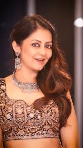 Here's a little clip of the lovely time shared with a few friends and  family for the screening of a short film I just acted in called 'First  Time'. It was also