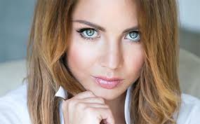 Певица максим в искусственной коме: Dom 2 Novosti Pevica Maksim Vpervye Pokazala Mladshuyu Dochku