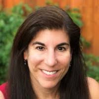 Donna Weinberg's Instagram, Twitter & Facebook