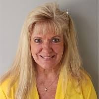 Mary Brill's Instagram, Twitter & Facebook