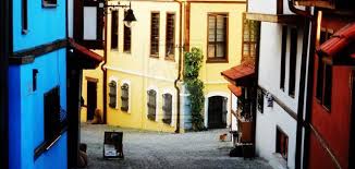 Programların saatleri ve detaylı bilgi için su sporları merkezi'nden bilgi alınabilir. 2 Gunluk Eskisehir Ve Sogut Gazi Turu