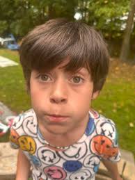 Are his eyes like his?