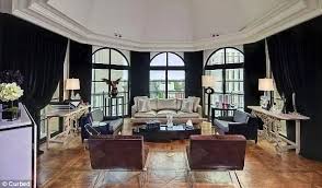 Oprah winfrey's new house 2018. Oprah Winfrey Goes House Hunting In Hollywood As Oscar Buzz For The Butler Heats Up Daily Mail Online