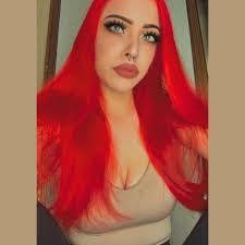 Diana Smalls's Instagram, Twitter & Facebook