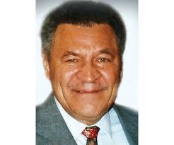 Esther Shoemaker's Instagram, Twitter & Facebook