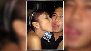 Wow 10 Artis Indonesia Ini Pamer Ciuman Hot Showbiz Liputan6 Com