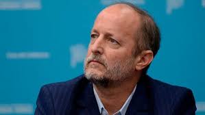 Un casino de Entre Ríos le pagó a Insaurralde y Jesica Cirio un vuelo  privado a Uruguay de más de 7000 dólares