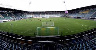 Ado den haag have won the knvb cup twice and won the league twice in the era before professional football. Cars Jeans Stadion Stadion In Den Haag