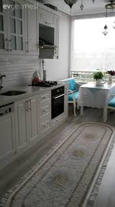 Merva Hanimin Nostaljik Ve Antik Esintili Harika Mutfagi Ev Gezmesi Country Mutfak Luks Mutfaklar Beyaz Mutfaklar