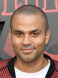 Tony with his younger brothers, terence and pierre, his mother, pamela firestone, who modeled in parker experienced the challenge of guarding michael jordan in 2002. Tony Parker Filmstarts De
