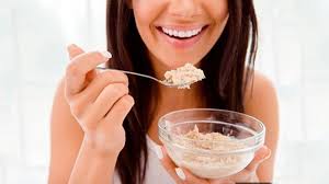 Episode sebelumnya #593 episode selanjutnya. Inilah 5 Manfaat Konsumsi Oatmeal Untuk Sarapan Oatmeal Melindungi Kesehatan Secara Keseluruhan Sriwijaya Post