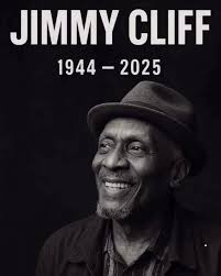 Going through the 400+ photos from last Saturday. A few of the Electric  Pandas