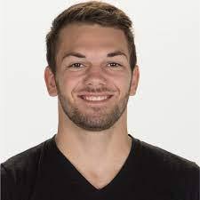 Taylor Farnham's Instagram, Twitter & Facebook