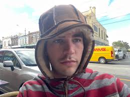 Hello everyone, I am starting my exchange semester at the Glasgow School of  Art in mid-September and am actively looking for a flatshare or studio in  the area. I am respectful, tidy