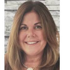 Colleen Tuttle's Instagram, Twitter & Facebook