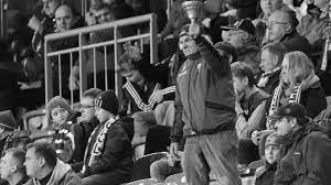 W wieku 82 lat zmarł stanisław sętkowski, najbardziej rozpoznawalny kibic górnika zabrze. Evtrbgnydlduum