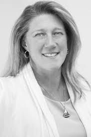 Waldorf of Garden City