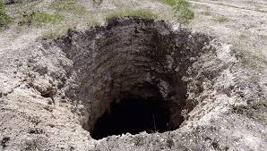 In 2013 A Sinkhole Swallowed A Man's Bedroom As He Slept. No Trace Of Him Has Been Found. | IFLScience
