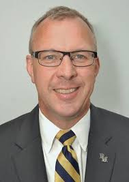 Penn Manor Superintendent Mike Leichliter selected as superintendent for  Vermont school