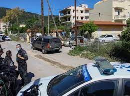 Τι έλεγε ο 33χρονος πιλότος στα κανάλια την ημέρα της δολοφονίας. Glyka Nera Se Anazhthsh Newn Dedomenwn Oi Lhstes Den Afhsan Kanena Stoixeio Egklhma News 24 7