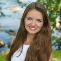 Haley Munro's Instagram, Twitter & Facebook