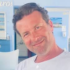 Malcolm Couch (@CouchMalcolm)