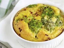 Souffle De Brocolis Au Comte Au Thermomix Recette Thermomix Recettes De Cuisine Thermomix Recette Recette Brocolis