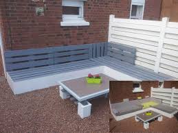 Die eckbank fällt besonders durch den schönen naturton des polyrattans auf, welcher hervorragend mit den kissen. Garten Eckbank Aus Europaletten Eckbank Selber Bauen Eckbank Garten Balkonentwurf