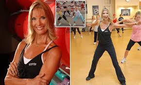 Small gif (0.69mb) original gif (3.10mb) original mp4 (0.26mb) flash_on remix resize or compress. What To Wear To Jazzercise